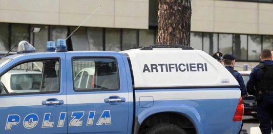 Tremestieri: valigia sospetta alla fermata del bus, scatta l’allarme