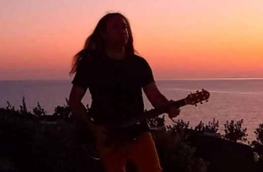 “Aeolian Charme” è il titolo del nuovo singolo di Gianluca Rando