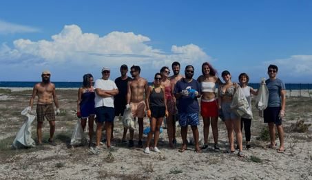 I volontari di MessinAttiva a Ganzirri: ecco come partecipare alla “pulizia straordinaria”