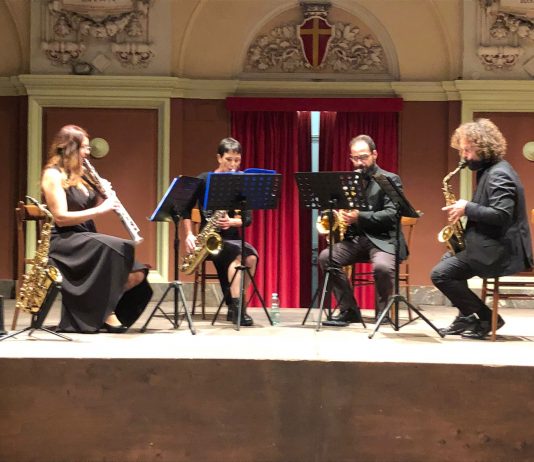Il Long Lasting Sax Quartet incanta il pubblico della Sala Laudamo in un tributo alla grande musica jazz