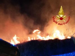 Sabato di roghi a Taormina, impegnati i Vigili del Fuoco