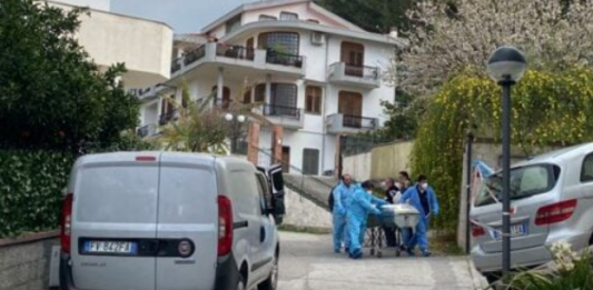 Femminicidio a Gioiosa Marea: militare in pensione uccide la moglie e si suicida