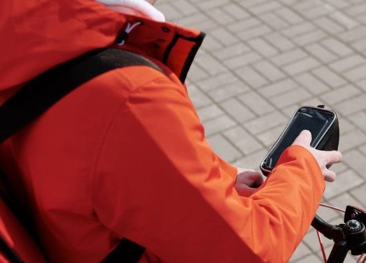 Messina, rider di Just Eat aggredito: intervengono i sindacati