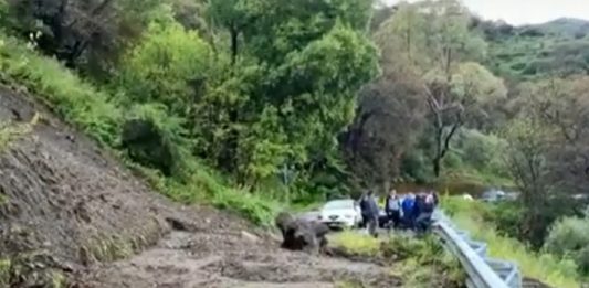 Pioggia e frane nel Messinese, isolata Antillo, danni a Santa Teresa Riva