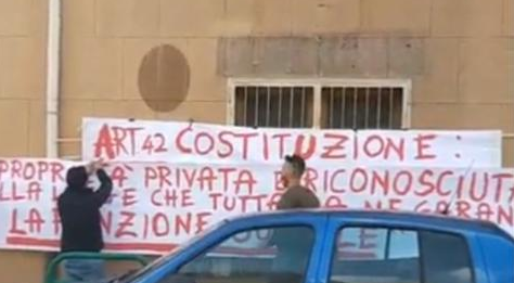 Emergenza abitativa: tutti assolti per l’occupazione dell’ex caserma