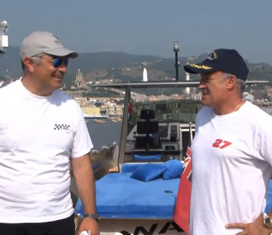 L’ex ferrarista Jean Alesi ritira il suo tender presso il cantiere navale di Messina