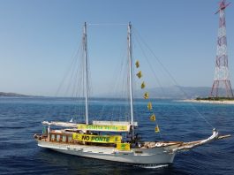 No Ponte sullo Stretto di Messina. Blitz di Goletta Verde via terra e via mare