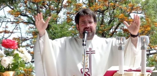 Morte improvvisa in Albania, comunità religiose in lutto per Padre Massimiliano Nobile
