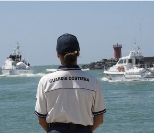 Salvataggio d’emergenza di una giovane bagnante a Torre Faro