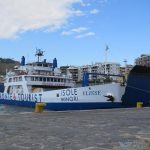 Caronte&Tourist interrompe i collegamenti con le isole minori e licenzia 71 marittimi “per tutelarli”