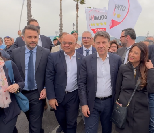 Giuseppe Conte a Messina: “Il Ponte sullo Stretto è una follia”