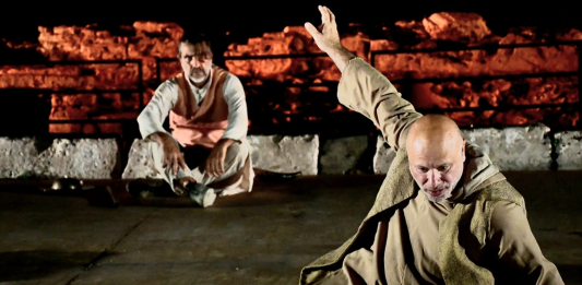 Alba teatrale al Teatro della Nike del Parco archeologico Naxos Taormina, Giovanni Calcagno e Vincenzo Pirrotta narrano “L’epopea di Gilgamesh”