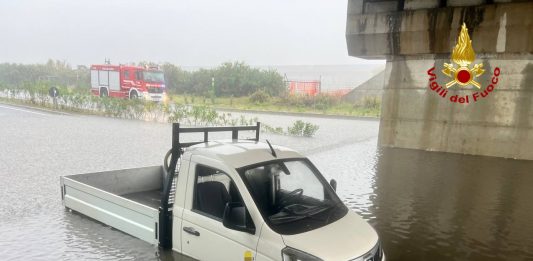 Maltempo a Messina: strade impraticabili e numerosi interventi di soccorso