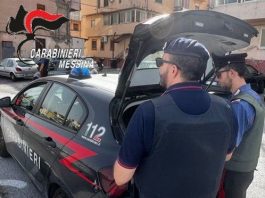 Getta la cocaina dal finestrino alla vista dei carabinieri, arrestato un uomo a Villaggio Aldisio