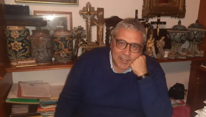 Nuovi dettagli sull’inchiesta Cuffaro: nomine truccate, “talpa” nei carabinieri e il progetto del Ponte sullo Stretto