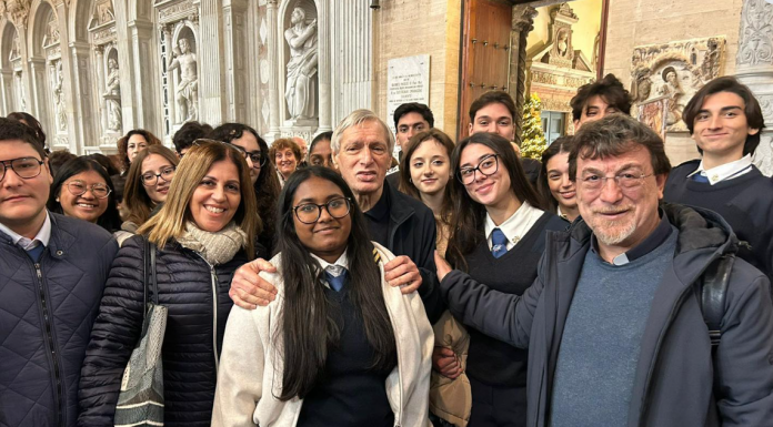 Messina, il ricordo commosso di Graziella Campagna: Don Ciotti guida la fiaccolata al Duomo