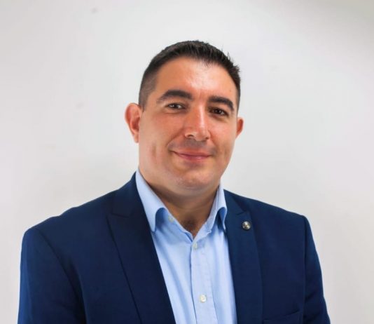 L’appello di Azione: “Basile rifletta, Messina non può permettersi vuoti di guida in piena emergenza”