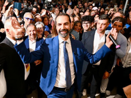 Il “monocolore civico” porta a segno la sindacatura, ma solo cinque liste hanno superato lo sbarramento