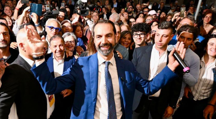 Il “monocolore civico” porta a segno la sindacatura, ma solo cinque liste hanno superato lo sbarramento