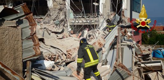 Crollo palazzina Pistunina: individuato un corpo tra la macerie