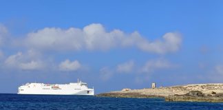 Isole minori, stop ai rincari: sospeso il +18% sui collegamenti marittimi
