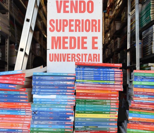 Caro-scuola, da Ebas Sicilia un aiuto alle famiglie fino a 300 euro per i libri di testo