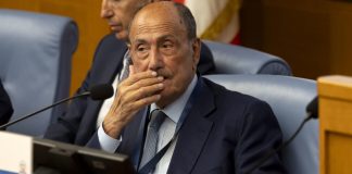 Schifani non si dimette: resta al suo posto dopo la giunta. Il centrosinistra annuncia manifestazione per il 13 ottobre
